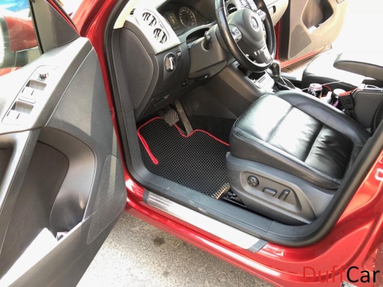Автомобильные коврики Volkswagen Tiguan I (2007 - 2017)